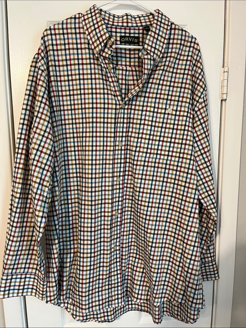 Orvis Multicolor Plaid Button Down Shirt.